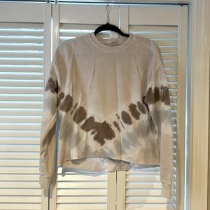 Abercrombie and Fitch cropped sweatshirt size M